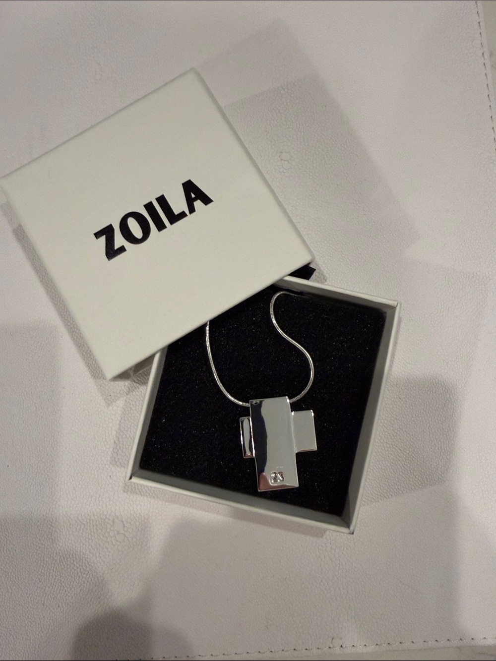 Zoila Silver Geometric Pendant Necklace - Silver